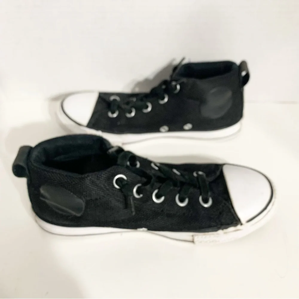 Chuck Taylor All Star Street Mid Lace Up Converse Sneakers Style 658648F Black⬛️